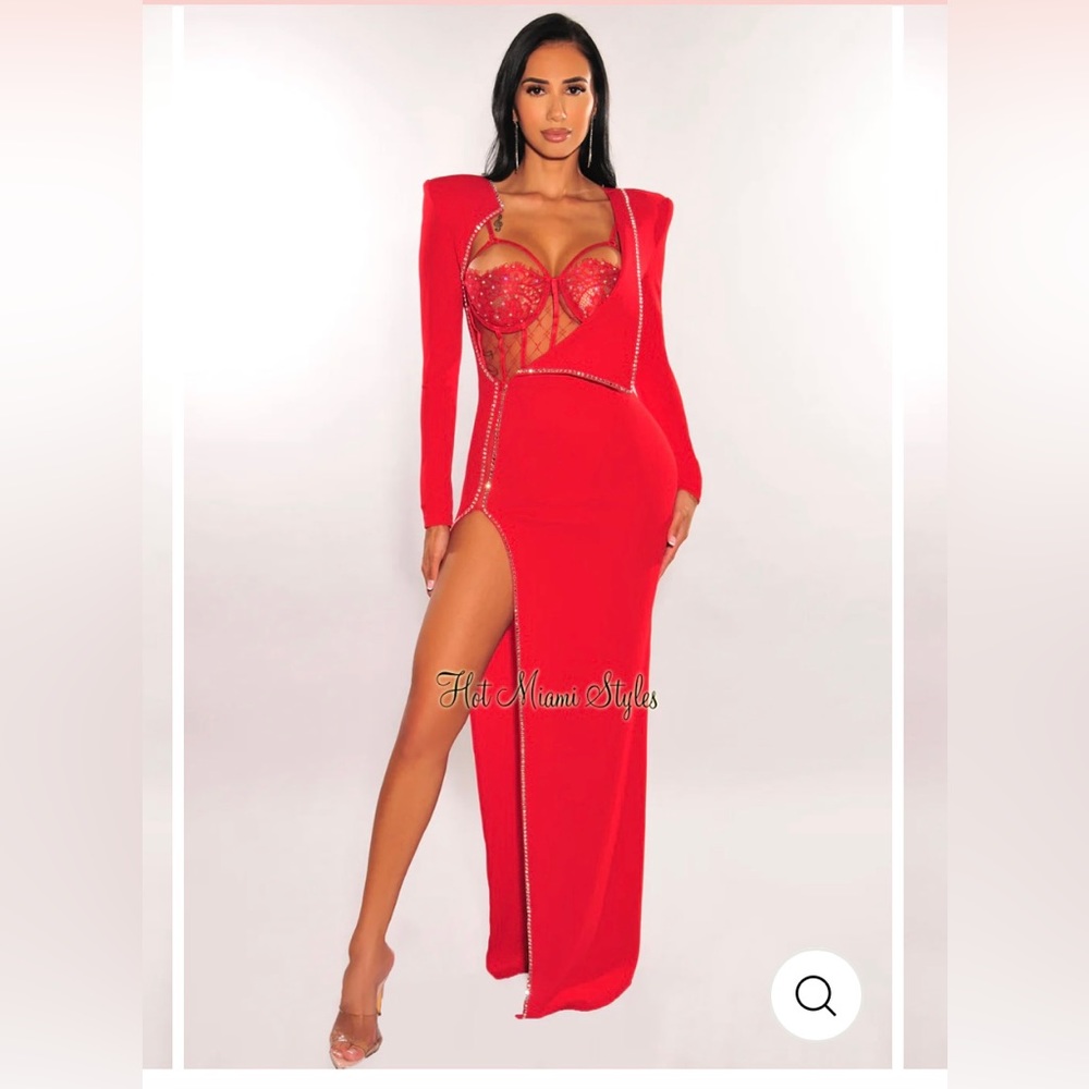 Red sexy gown with high slit